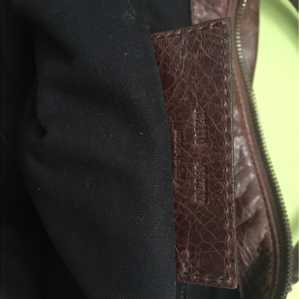 Balenciaga Distressed Brown Leather Shoulder Bag - Picture 6 of 8